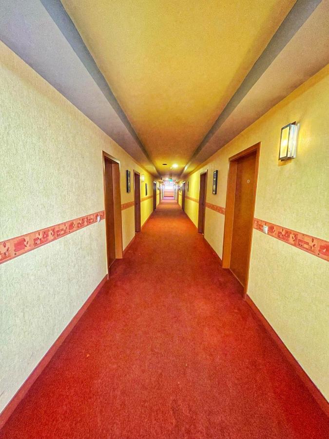 Hotel Alkotmany Vendeghaz Sárvár Exterior foto